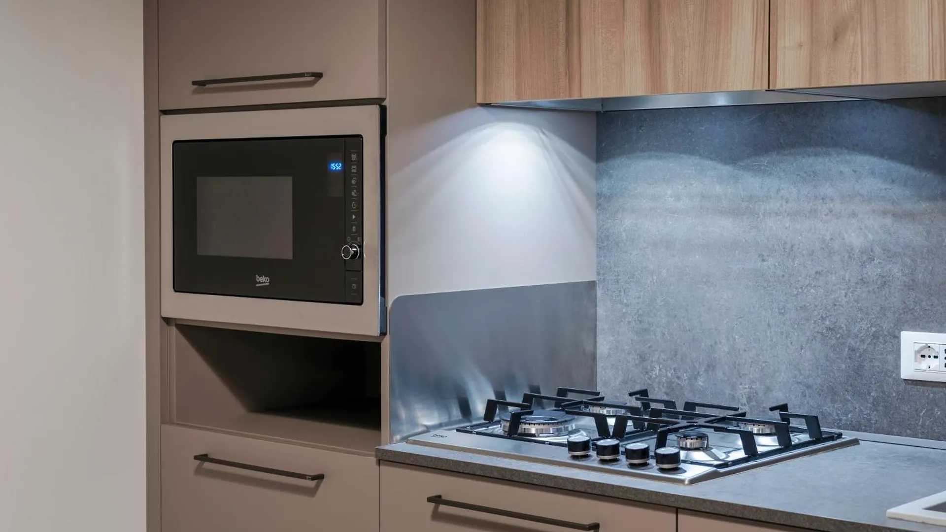 Apartamento Casa Attilia - Con Terrazza Wifi E Aria Condizionata Sirmione 0*,
