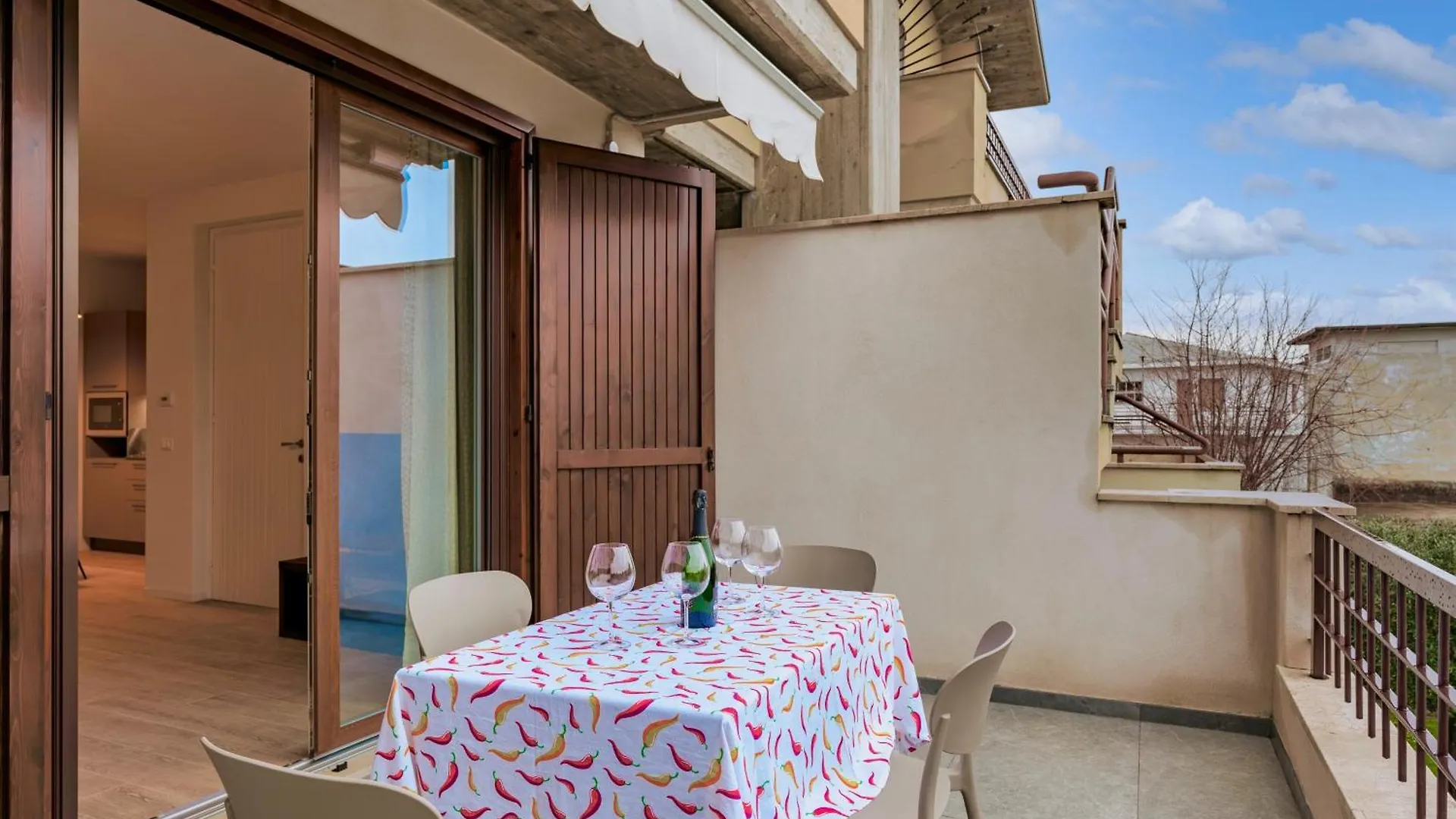 Apartamento Casa Attilia - Con Terrazza Wifi E Aria Condizionata Sirmione 0*,