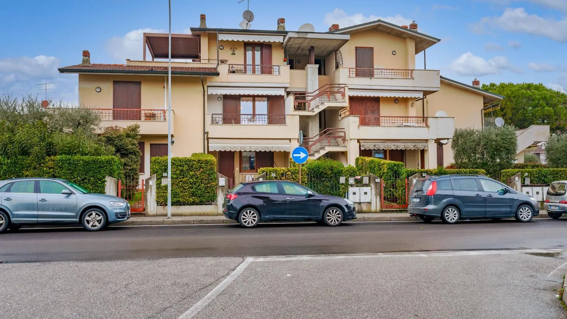 Apartamento Casa Attilia - Con Terrazza Wifi E Aria Condizionata Sirmione